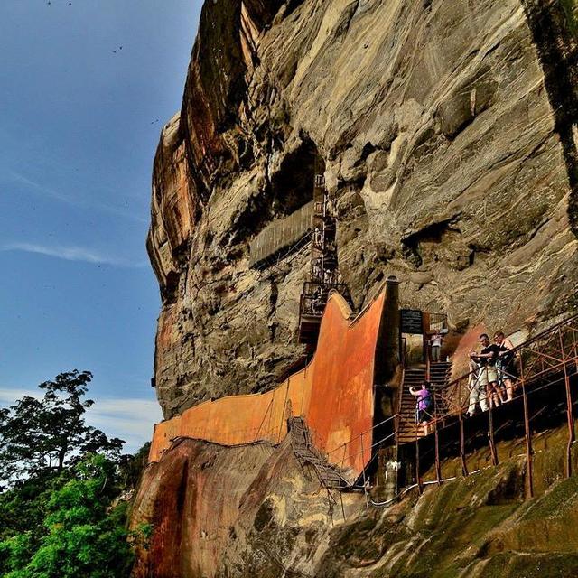 Entrance to Sigiriya