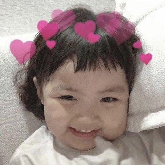 Amo vocês mas gastei todo meu dinheiro no look