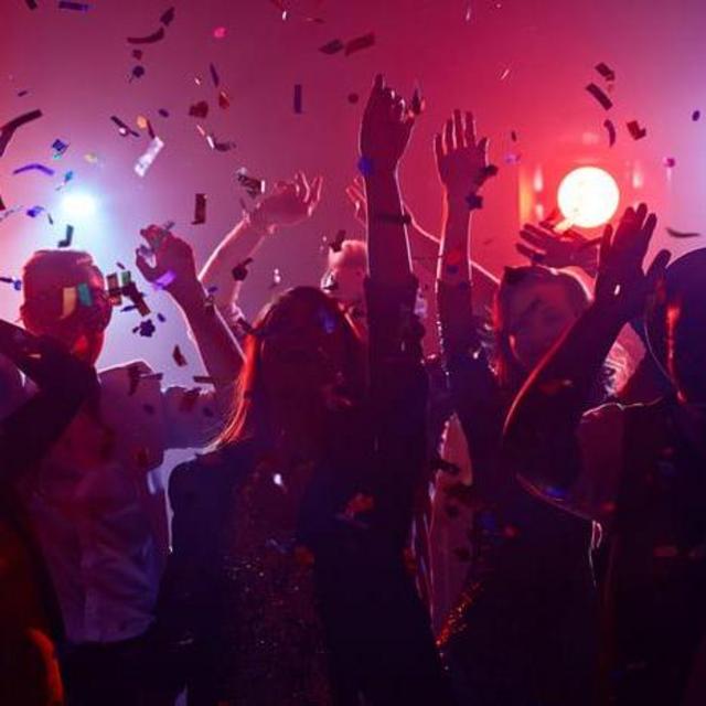 Ajuda extra pra festa durar mais