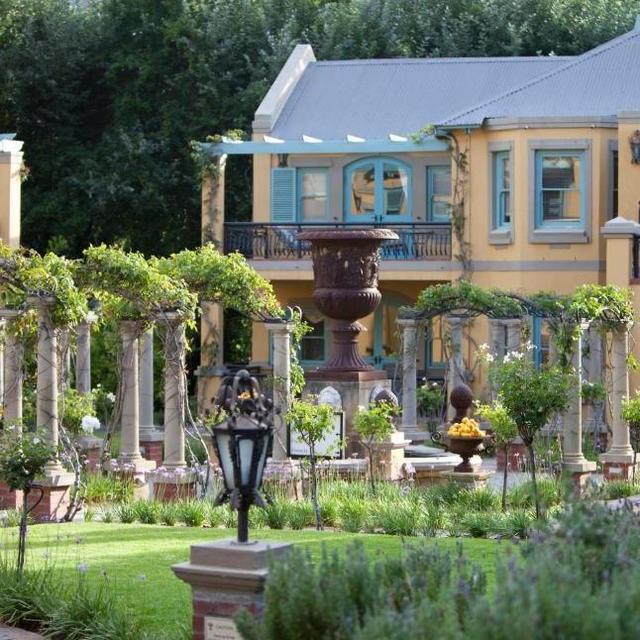 Honeymoon Hotel: South African Wine Country