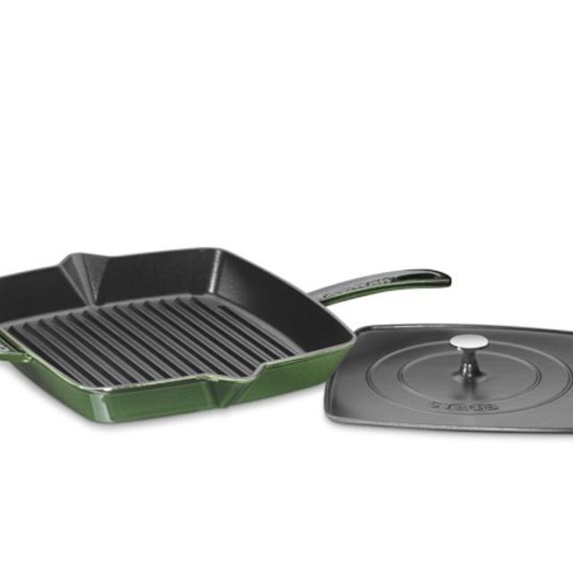 Staub Cast-Iron Grill Pan & Press, 12"