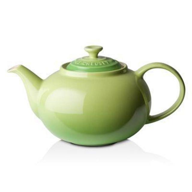 Le Creuset Teapot