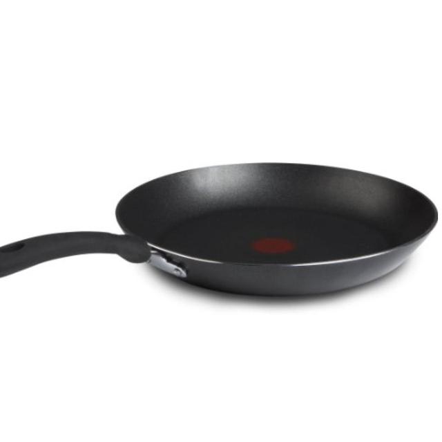 T-fal E93808 Professional Total Nonstick Oven Safe Thermo-Spot Heat Indicator Fry Pan / Saute Pan Dishwasher Safe Cookware, 12-Inch, Black