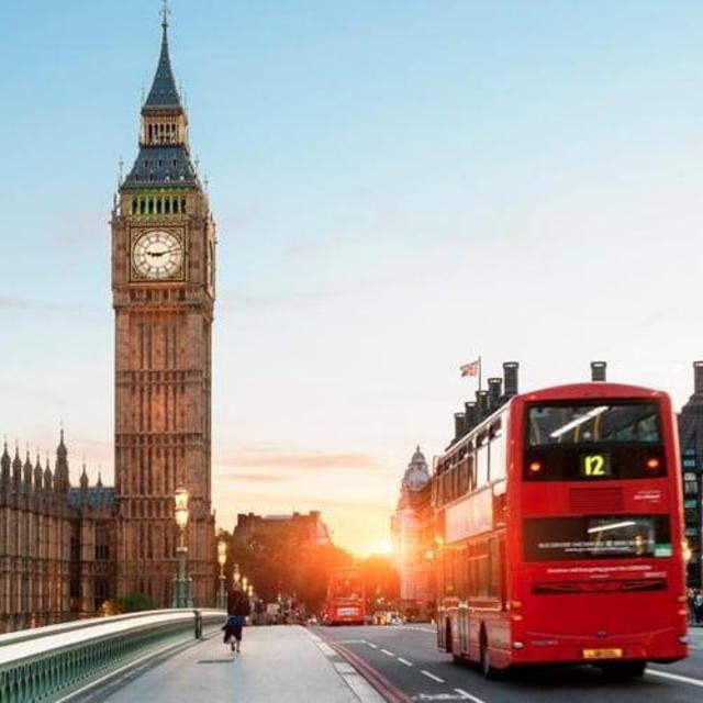 Bus tour in London