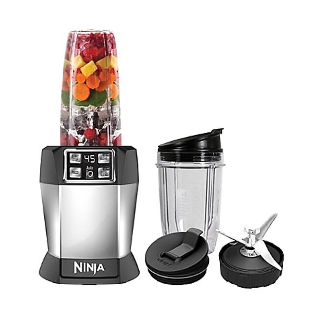 Nutri Ninja® 8-Piece Extractor Blender Set with Auto-iQ™