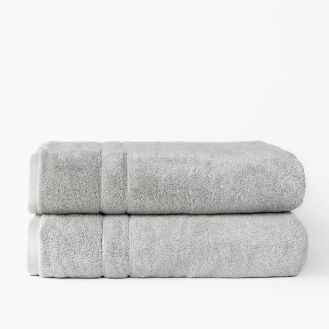 Cozy Earth Premium Plush Bath Towels - Light Grey