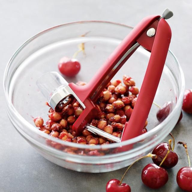 OXO Cherry & Olive Pitter