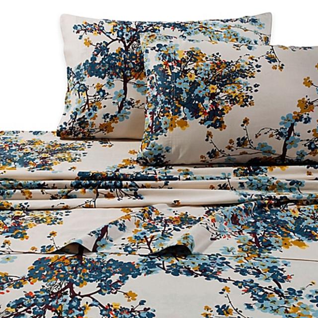 Tribeca Living Casablanca 300-Thread-Count Egyptian Cotton Deep Pocket Queen Sheet Set