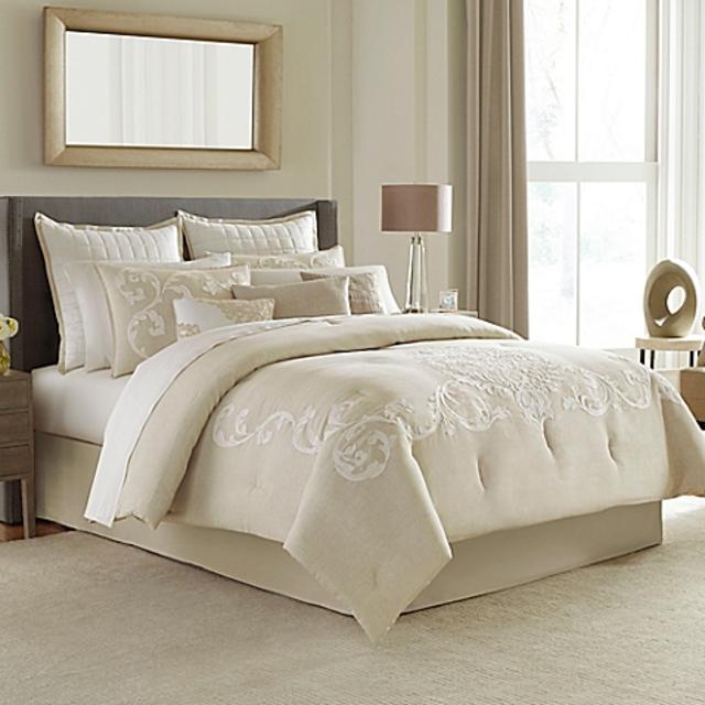 Manor Hill® Verona Queen Comforter Set in Natural