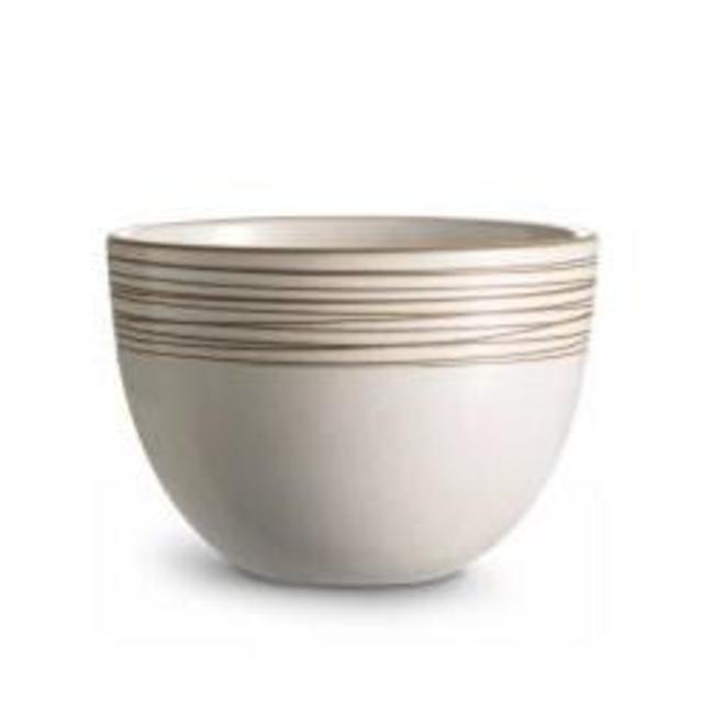 Bird's Nest Etched Deep Serving Bowl in Opaque White