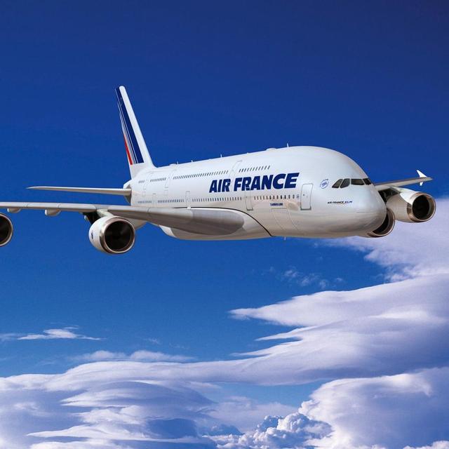 Round Trip AirFare to Paris