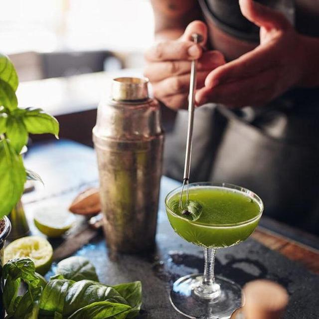 Honeymoon Mixology Lessons