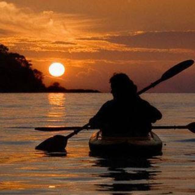 Dinner & Sunset Kayaking