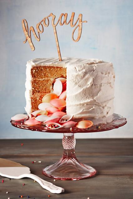 Parlour Cakestand (medium)