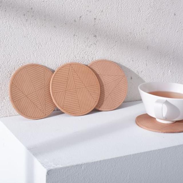 Molly M Sol Coasters (Set of 4)