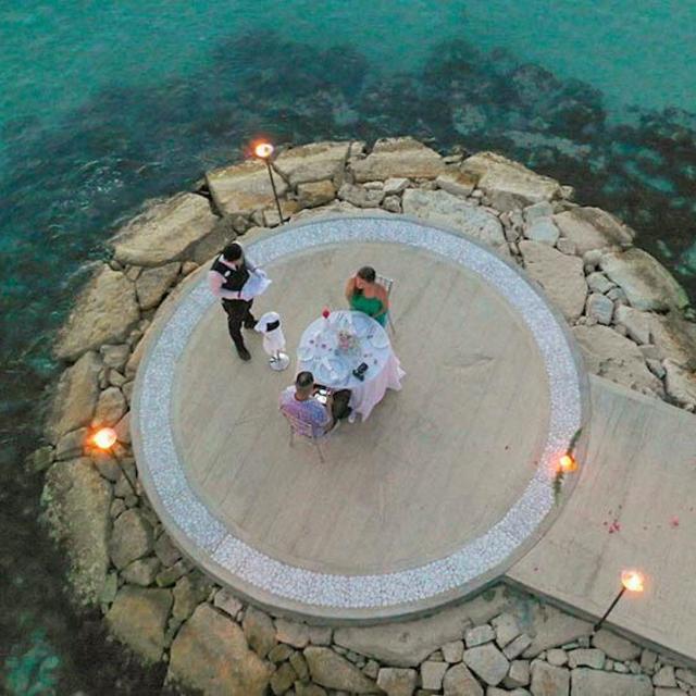 Honeymoon Private Candlelight Dinner