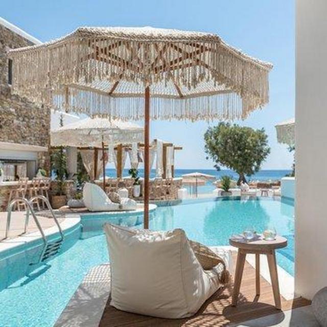 Naxos Hotel