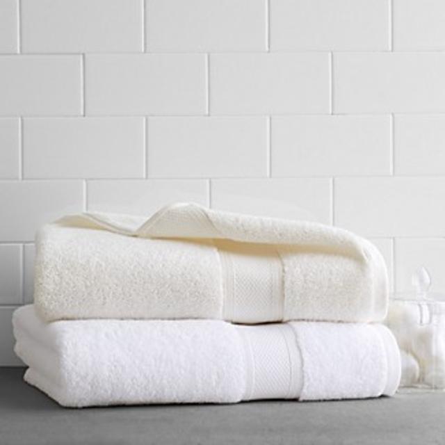 Hudson Park Supreme Washcloth