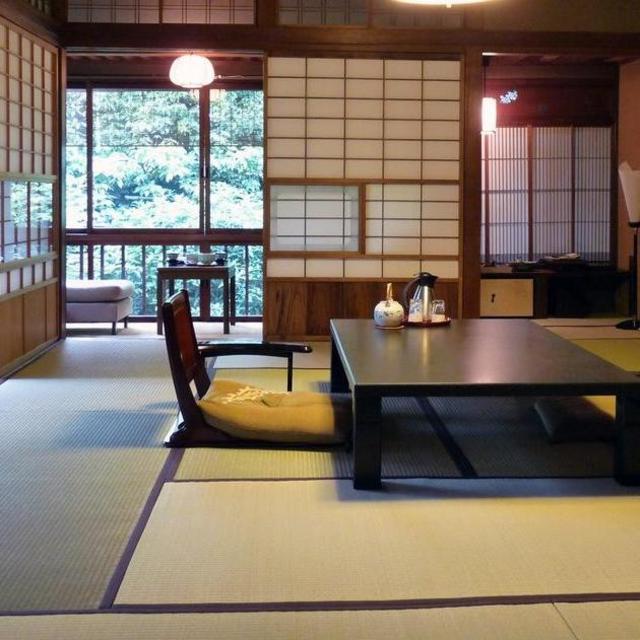 1 Night in Tokyo