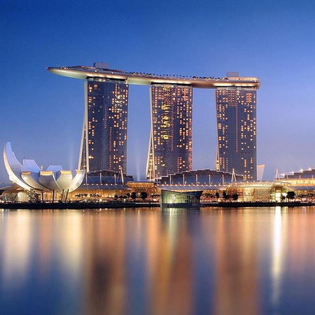 Honeymoon Lodging