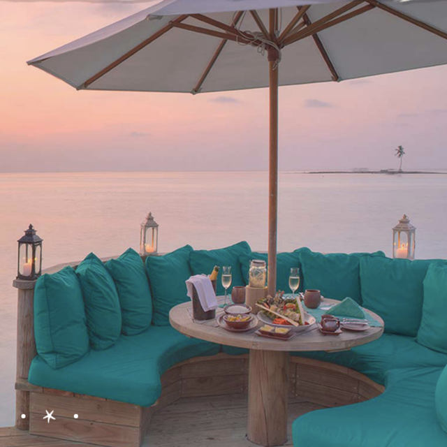 Welcome bottle of Champagne at the Overwater Bar, Maldives