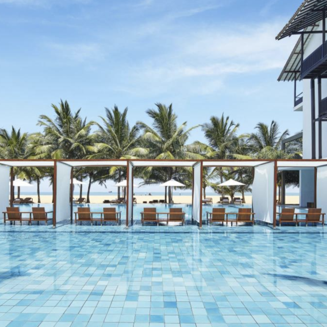 One night at Jetwing Blue, Negombo