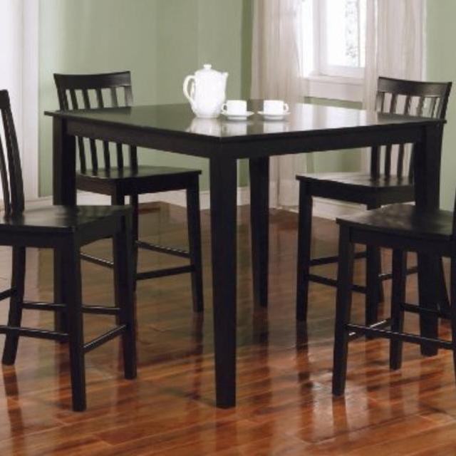Coaster 5-Piece Dining Set with 4 Barstools, Black