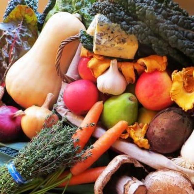 Hood River Organic - Fresh Fruit & Veggies Box