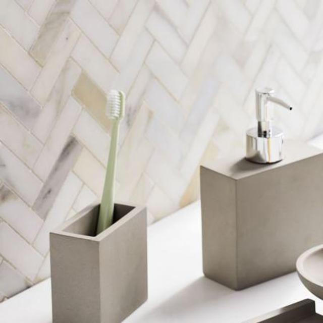 Metro Cement Bath Accessories