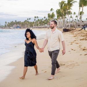 E M and J S's Wedding Registry on Zola
