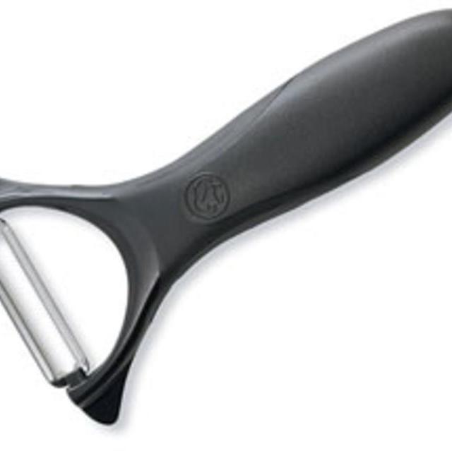 Serrated Peeler