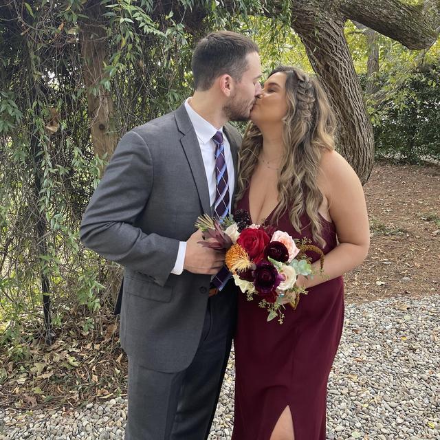 Help the Couple Cover Wedding Costs