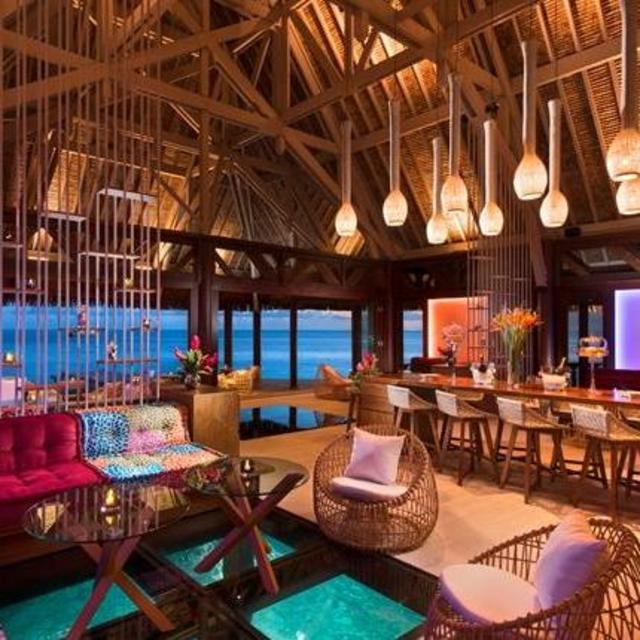 Honeymoon drinks at Upa Upa in Bora Bora