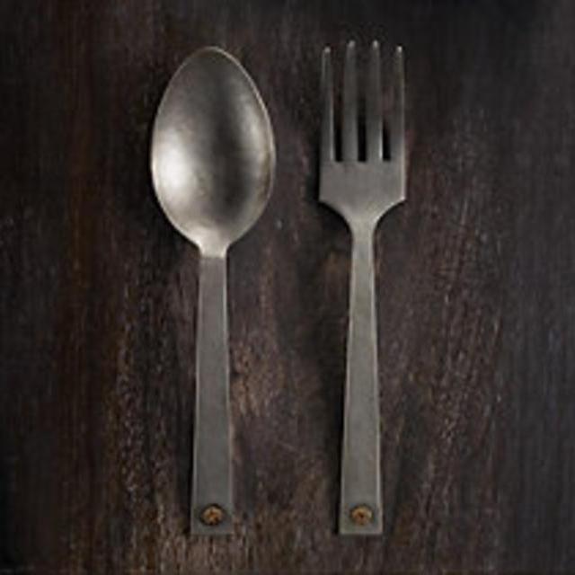 Hammered Steel Rivet 2-Piece Serving Set Brushed Steel