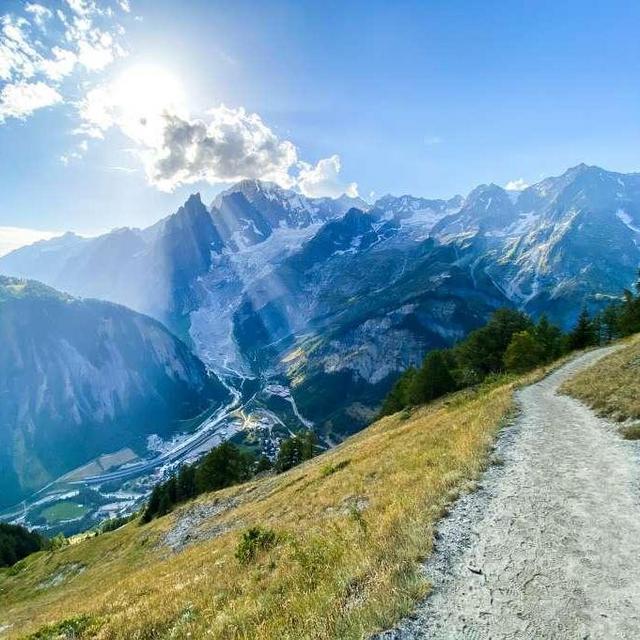 Honeymoon (Tour du Mont Blanc) Fund