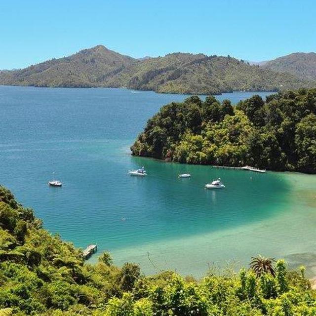 Full Day Queen Charlotte Kayak and Walking Tour
