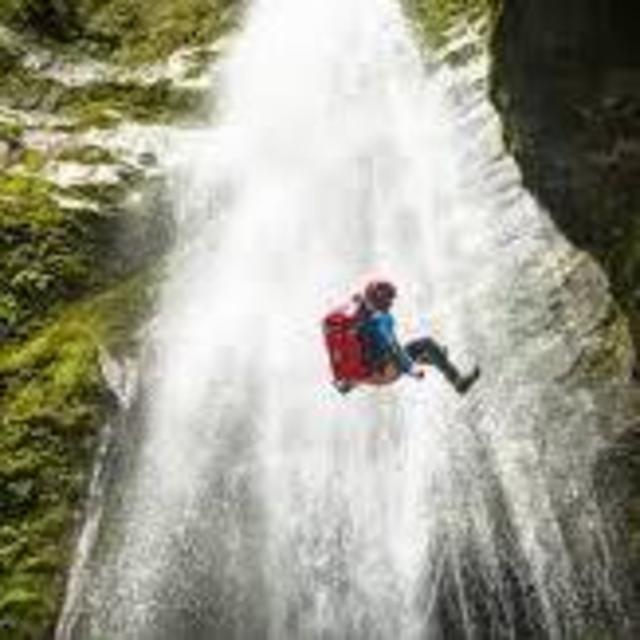 Canyoning in Queenstown