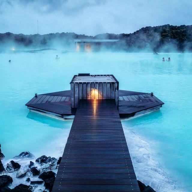 2 day passes to the Blue Lagoon