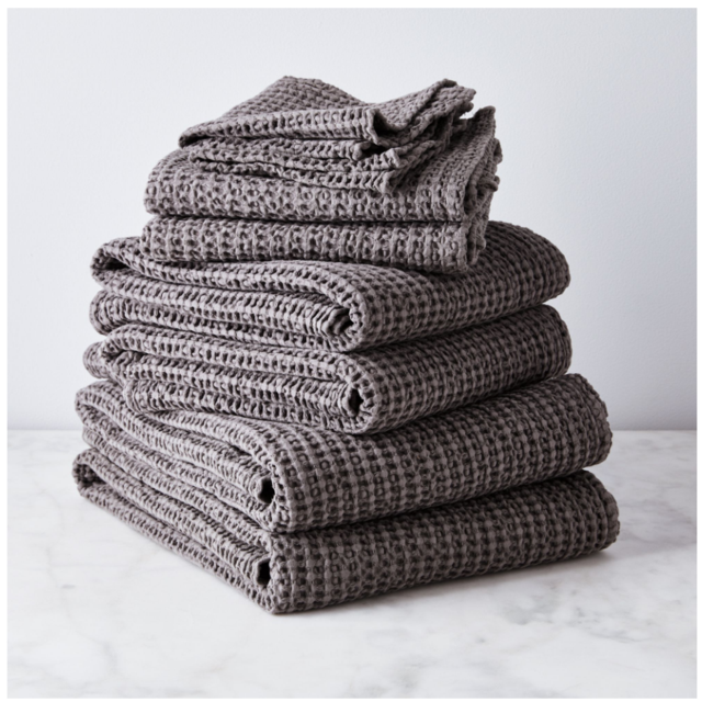 SIMPLE WAFFLE TOWELS