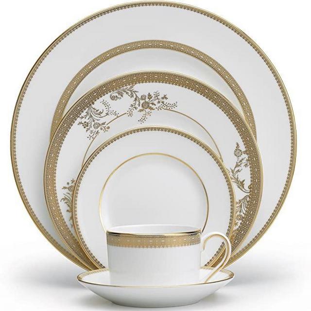 Vera Wang Wedgwood Vera Lace Gold 5-Piece Dinnerware Place Setting