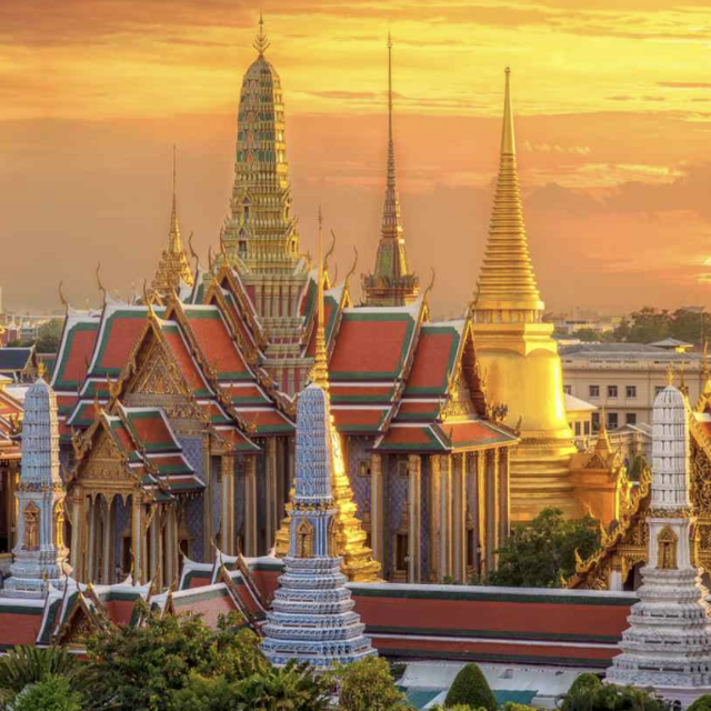 Grand Palace Bangkok Tour