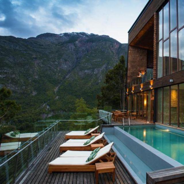 Honeymoon Lodging