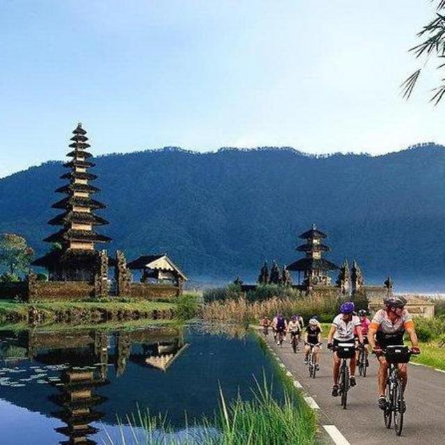 Bali Volcano Bike Tour for Two