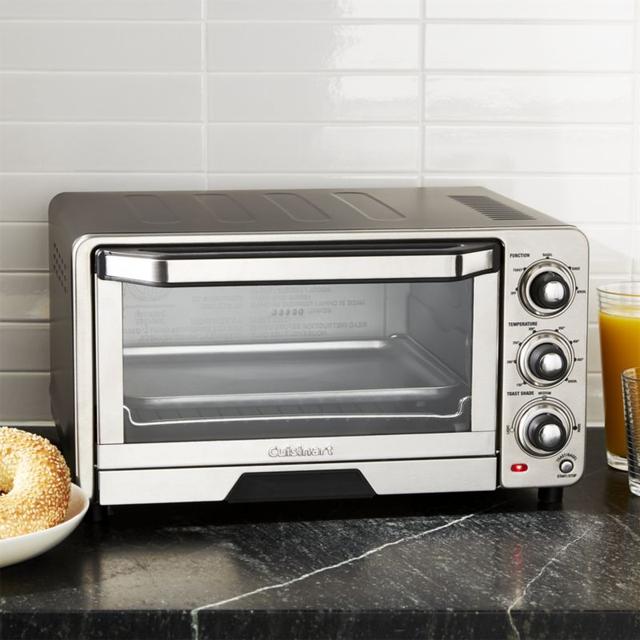 Cuisinart ® Toaster Oven-Broiler