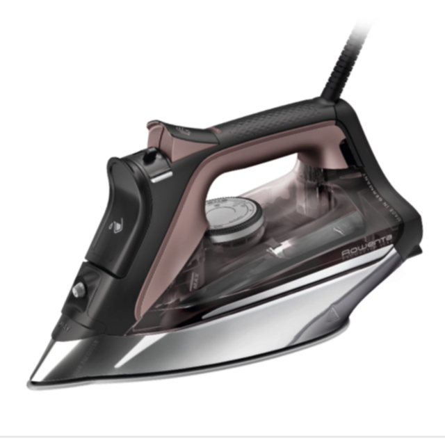 Rowenta® Pro Master Xcel DW8370 Steam Iron in Black