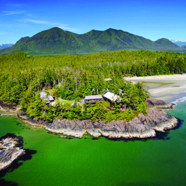 Tofino Honeymoon- Middle Beach Lodge Stay