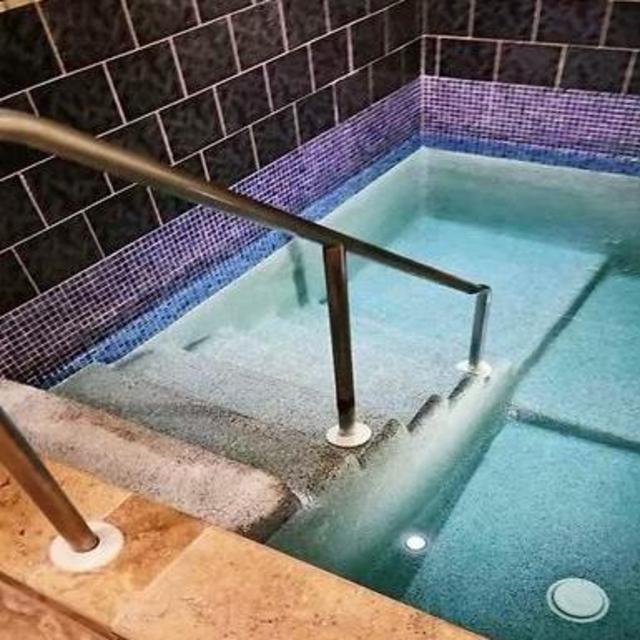 Pre-Wedding Mikvah Dip
