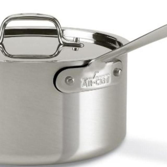 All-Clad 7203.5 MC2 Master Chef 2 Stainless Steel Tri-Ply Bonded Dishwasher Safe 3.5-Quart Saucepan / Cookware, Silver