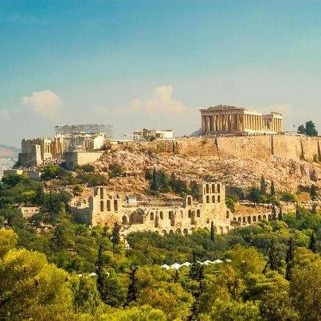 Acropolis Walking Tour in Athens