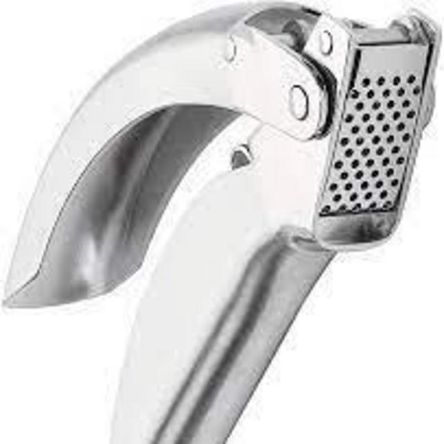 Kuhn Rikon Garlic Press